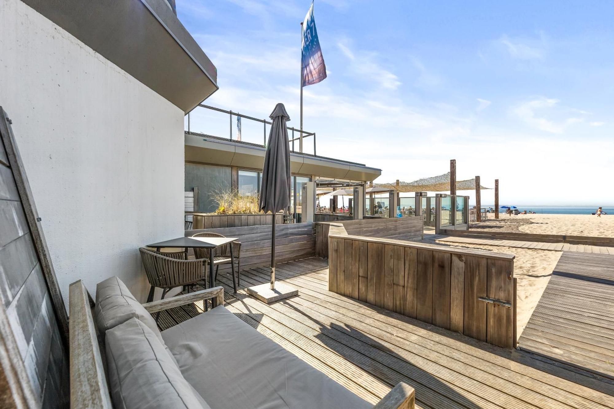Beachrooms Pier 7 블리싱겐 외부 사진