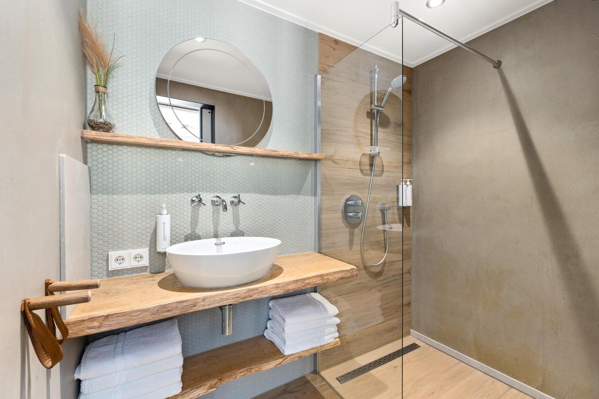 Beachrooms Pier 7 블리싱겐 외부 사진