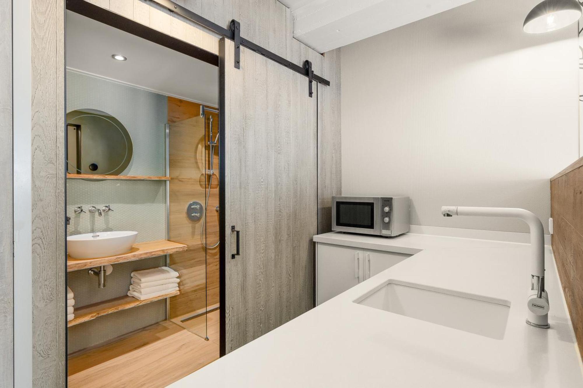 Beachrooms Pier 7 블리싱겐 객실 사진