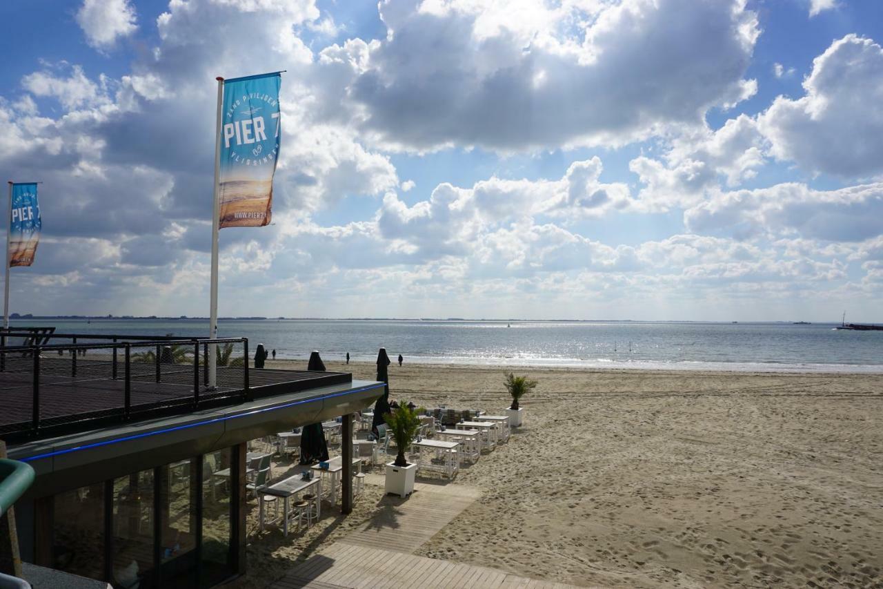 Beachrooms Pier 7 블리싱겐 외부 사진